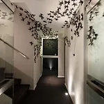 Charming House Dd724
