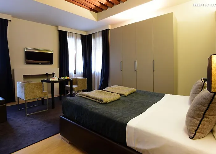 Affittacamere Charming House Dd724 4*