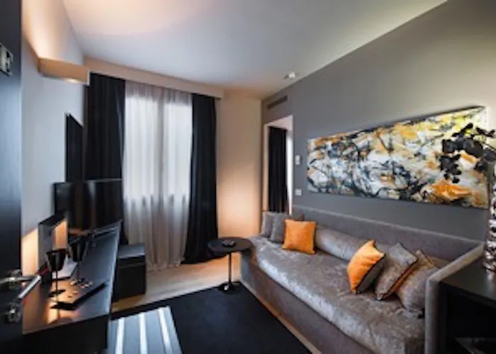 Charming House Dd724