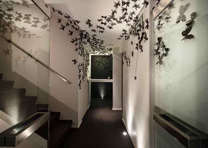 Charming House Dd724